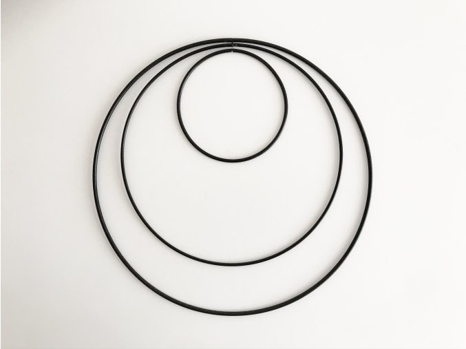 Kovové kruhy 10 - 25 cm - černé