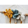 NA VĚTVI - macramé květiny natural-mustard