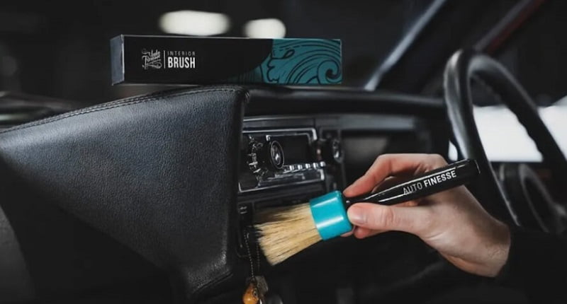 premiovy-stetec-do-interieru-auto-finesse-interior-detailing-brush