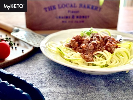 Low carb keto cuketové špagety bolognese