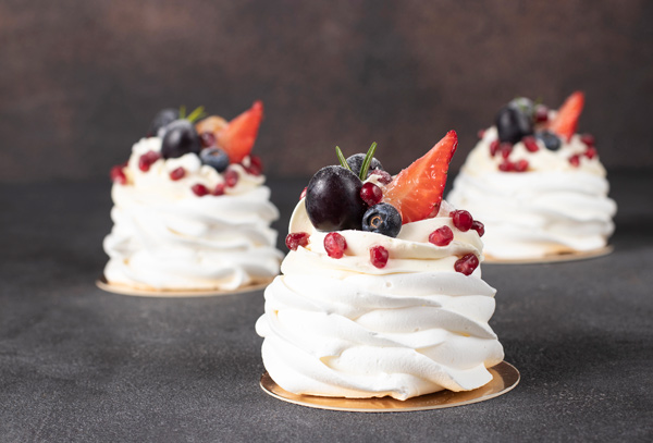 Low carb Pavlova