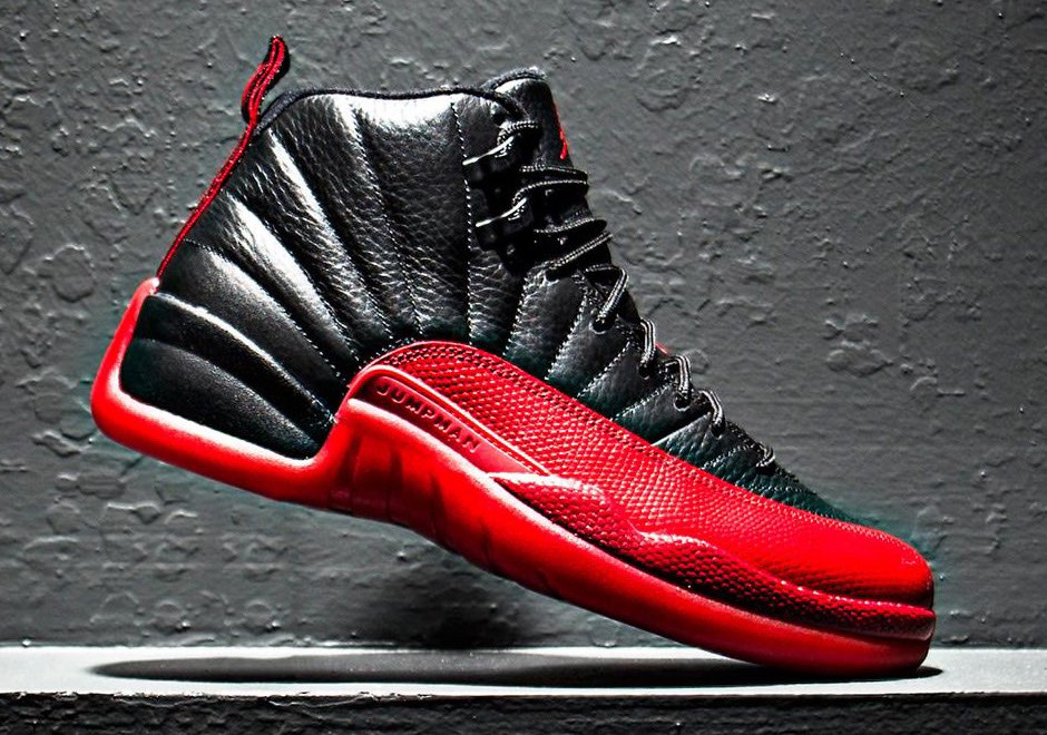 #4 Nošené tenisky Jordan 12 Flu Game za bezmála 32 milionů CZK?