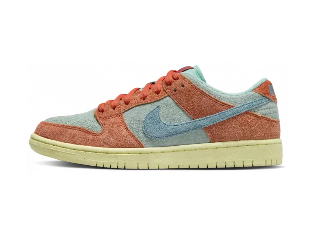 Nike SB Dunk Low Orange Emerald Rise