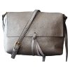 Crossbody kabelka Flora&Co se střapcem šedá
