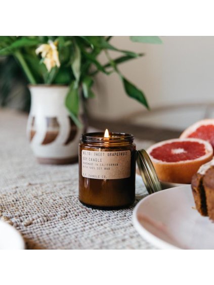 Vonna svicka p.f.candle copal sweet grapefruit