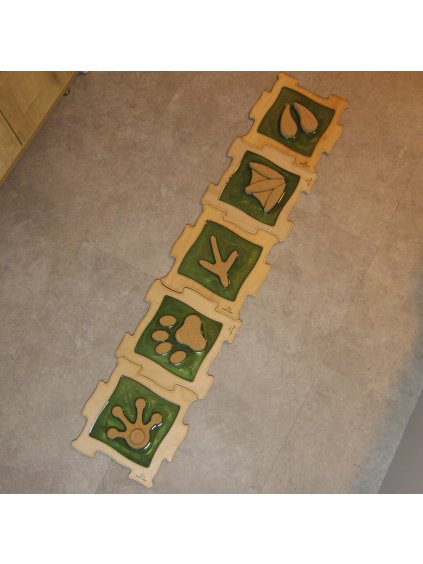Dřevěné senzomotorické puzzle Kdo tu prošel? - 5 ks
