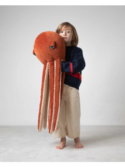 bigstuffed red velvet chobotnice s ditetem 2