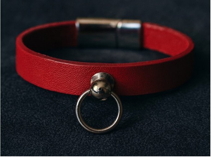 Kožený bondage náramek s magnetickým zapínáním