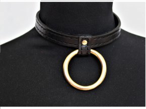Kožený Choker s mosazným kruhem, ručně obšitý