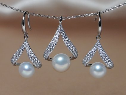 Állítható láncú ezüst gyöngyös és cirkóniás szett