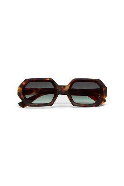 3893 andrea havana se zelenymi skly