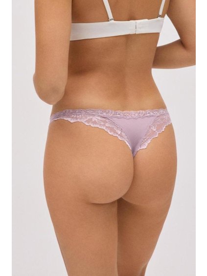 bledofialové tangá ysabel mora