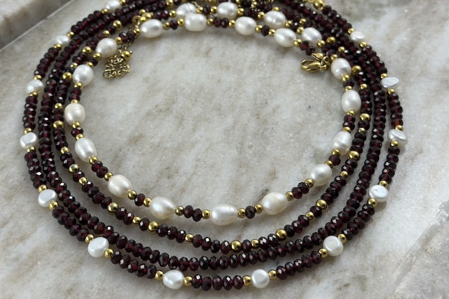 Trendy šperky 2026: Co bude udávat směr v nadcházejícím roce