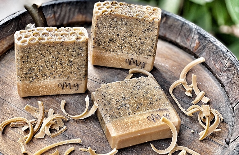 Přírodní hand made mýdla