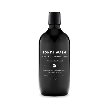 BW Wool & Cashmere 06 500ml dark bottle large Web