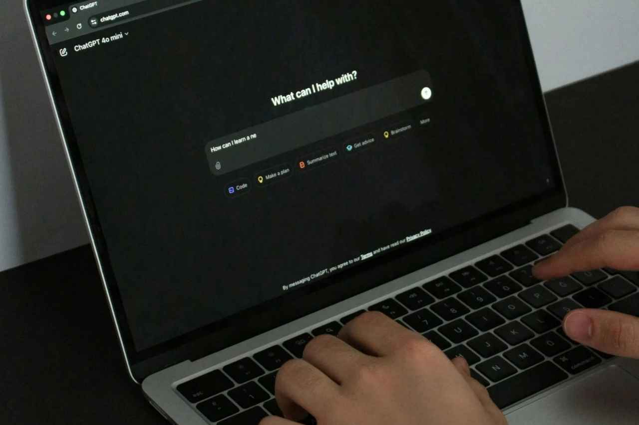 OpenAI se spojuje s Visou. ChatGPT má být blíž skutečnému nakupování