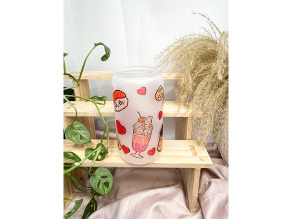 sklenička s motivem jídla a nápojů