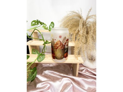 matná sklenička s vánočním motivem jehličí a baněk