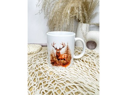 keramický hrnek s motivem jelena v lese