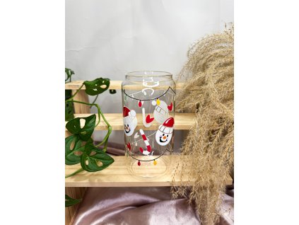sklenička s vánočními sněhuláky a ozdobami