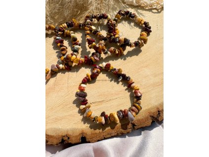 sekaný minerální náramek z tygřího oka