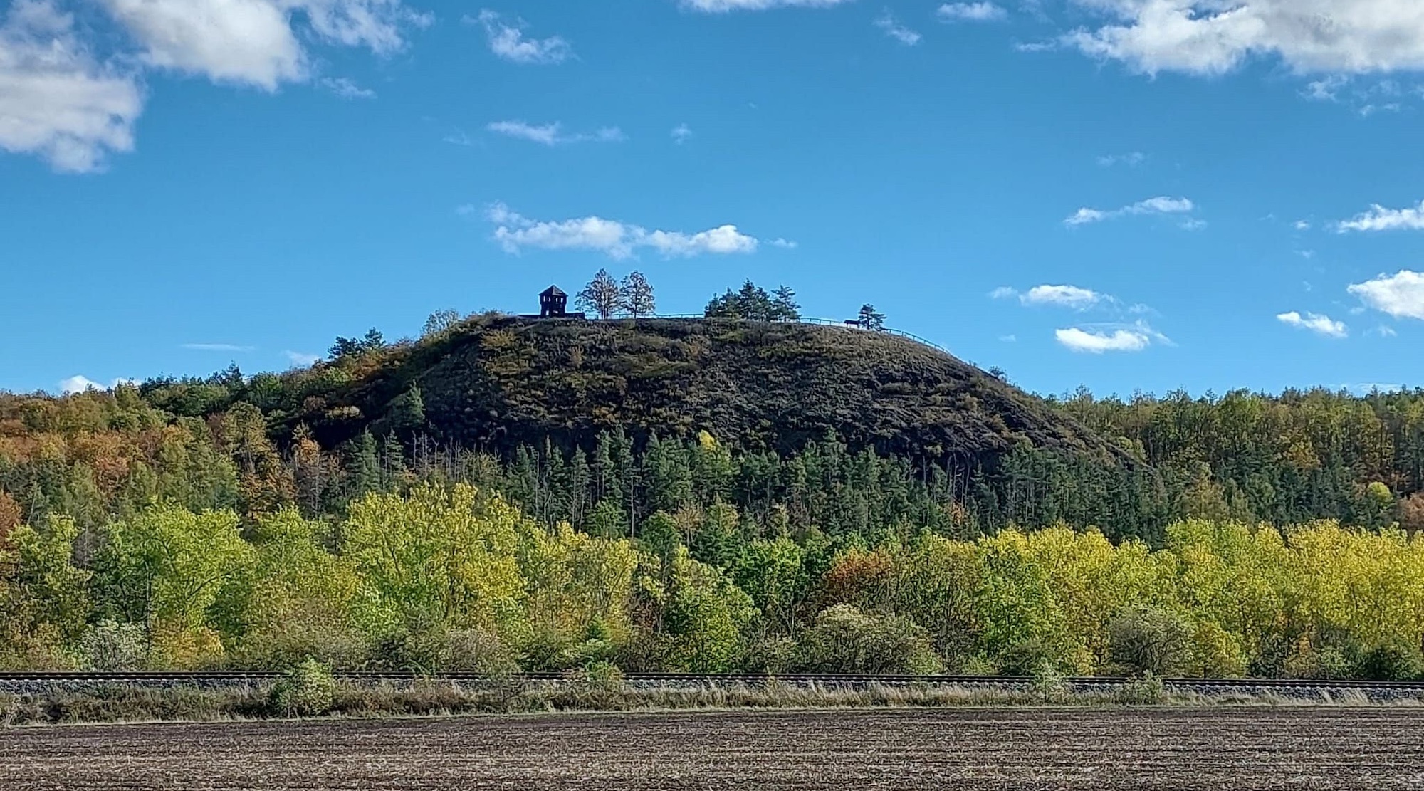 Vrch Rubín: Bájné slovanské hradiště