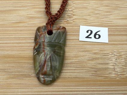 Šamanská maska z vodního serpentinu #26