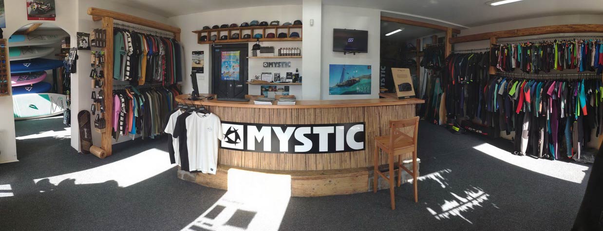 Mystic-North-showroom-Brno-panorama