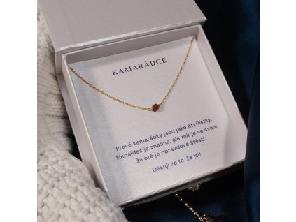 Vánoční dárek kamarádce- zlatý náhrdelník Minimal s drahým kamenem