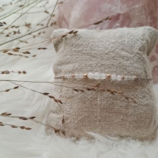 Znáte ten pocit, když máte v hlavě tolik myšlenek, že ani nevíte, kde začít? Křišťál v tomhle umí být tichým parťákem....