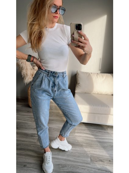 D3C6C44E A845 4D58 8483 346BCBECAD63