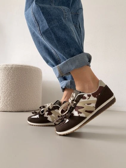 Hnědobílé tenisky BISU