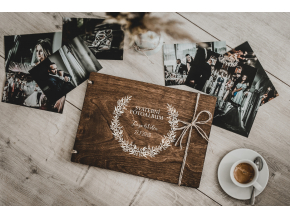 Svatební fotoalbum #classic  Dřevěné fotoalbum s tradičním svatebním boho vzorem.