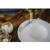 Hluboký svatební talíř  Originální hluboký talíř na polévku s dřevěnými prvky.