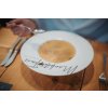 Hluboký svatební talíř  Originální hluboký talíř na polévku s dřevěnými prvky.