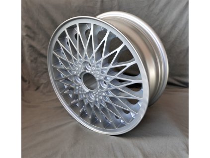 MAXILITE turbo 6x15 4x108 ET20 stříbrná