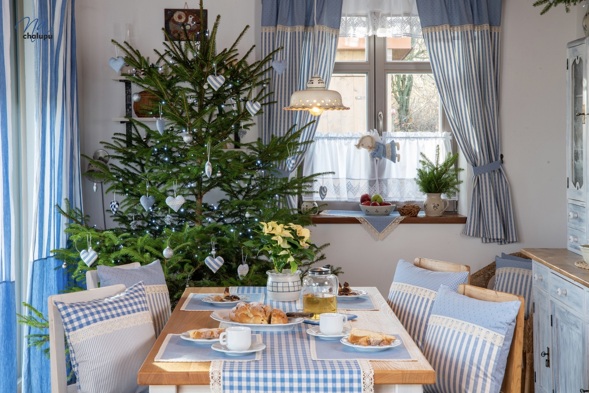 Modré Vánoce na chalupě