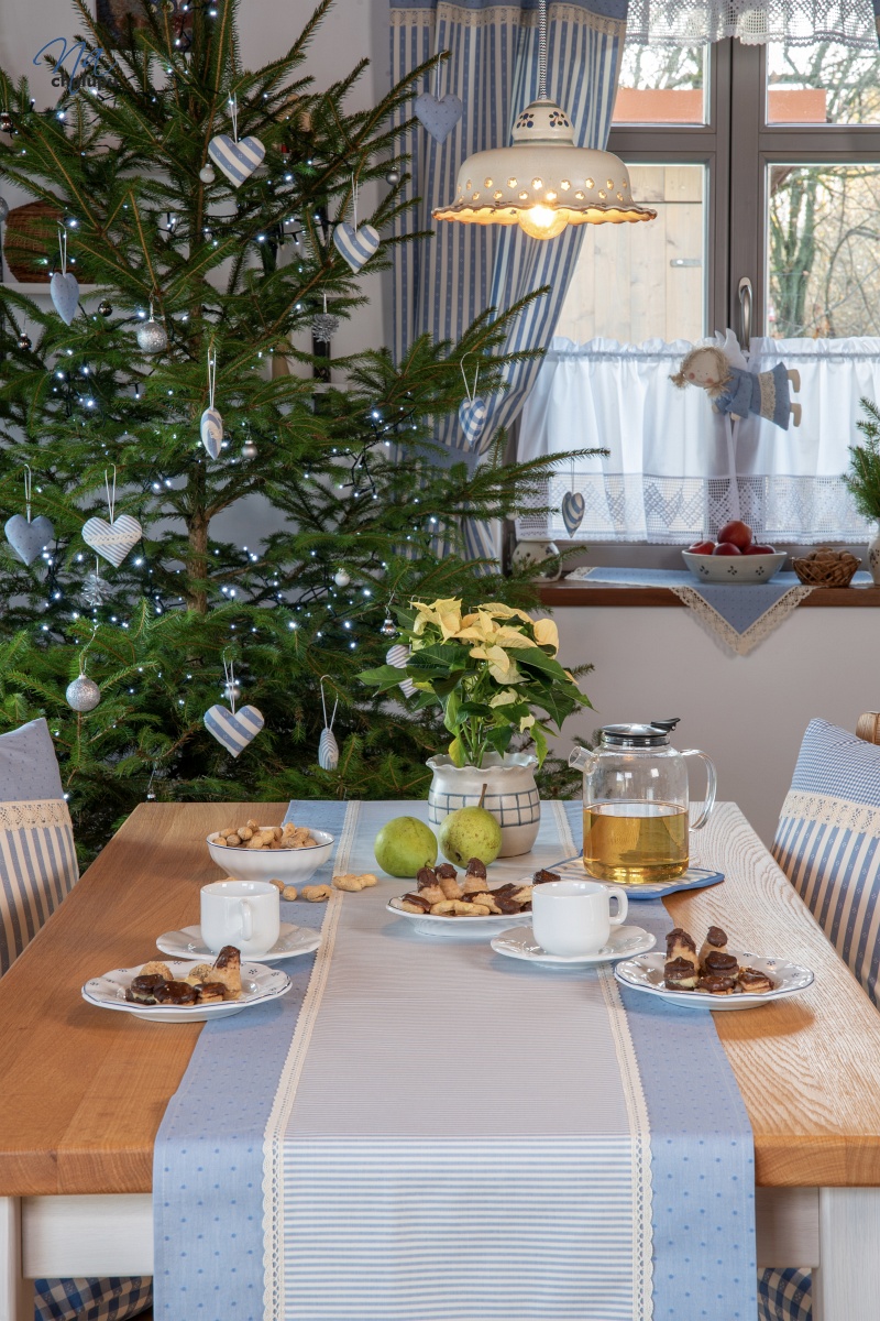 behoun_puntiky-prouzky_svetle_modra-pomnenkova_121