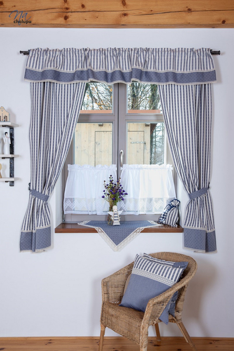 zavesy_modry_kanafas_pruhy12vzor_puntiky_077