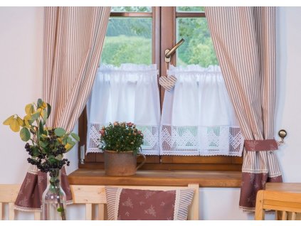 Zaclonky batist palickovana krajka 0038