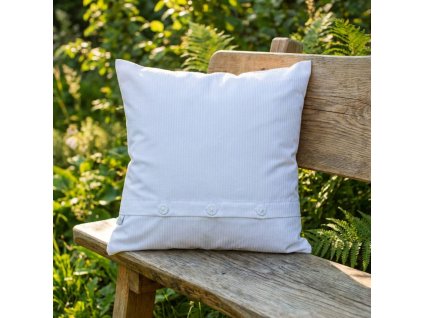 bily polstar prouzky 02