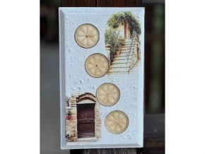 Hranatý svícen „Toskánské schody“