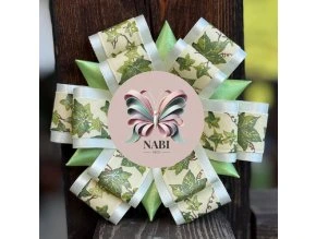 Dekorační kokarda „Břečťanová elegance“