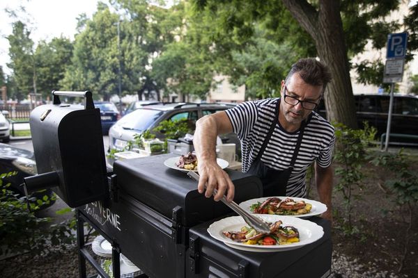 9/5 – BBQ á la Jules Verne – Puškinovo náměstí