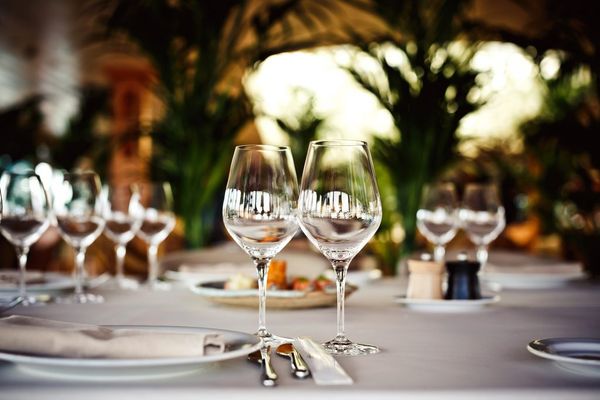 Francouzský gurmánský večer v Karlíně