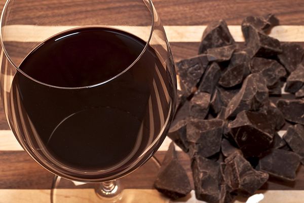 Snoubení vína a čokolády v Karlíně