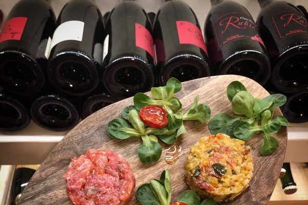 Degustace tataráků a vín v Dejvicích