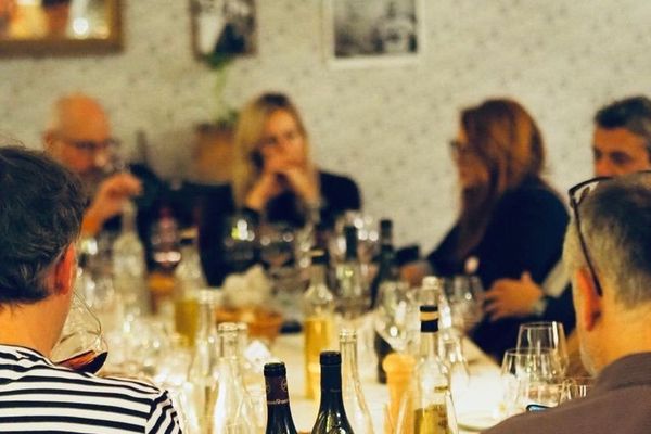 Víno, poezie a pálenka – Degustace Za rohem 14/11