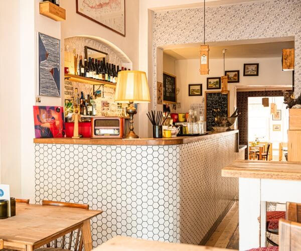 Na břehu Rhôny – vinný bar Francouzská