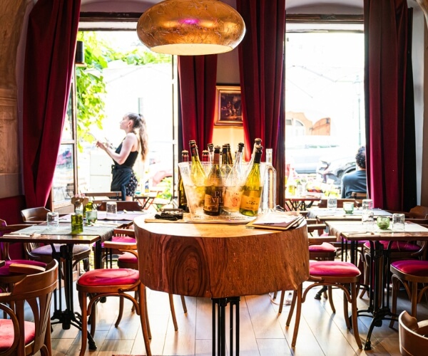 Na břehu Rhôny – bistro a vinný bar Maltézské náměstí